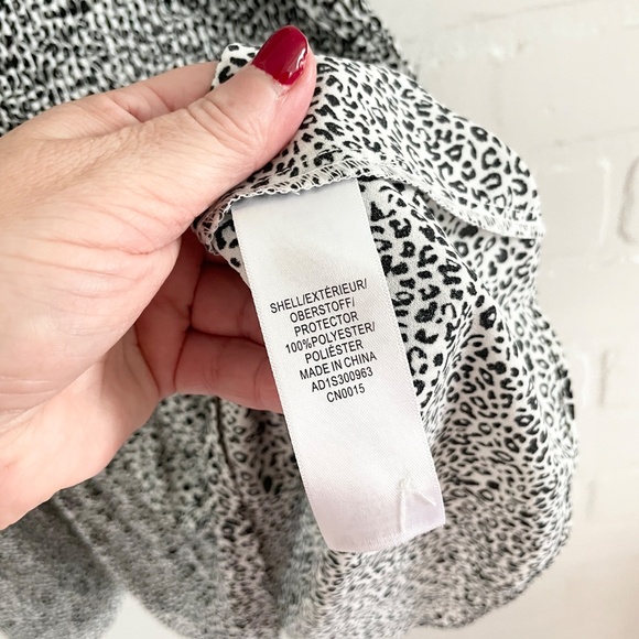 Anthro X Adrianna Papell Peplum Blouse Pleated Smocked Key hole Animal print M - Picture 9 of 14